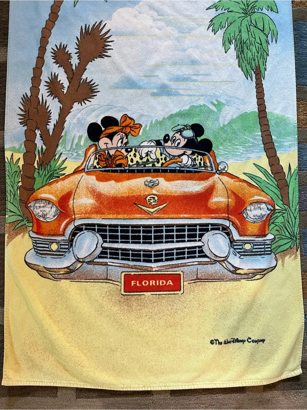 Vintage Florida Mickey Minnie Mouse Car Disney Exclusive Beach Towel 59